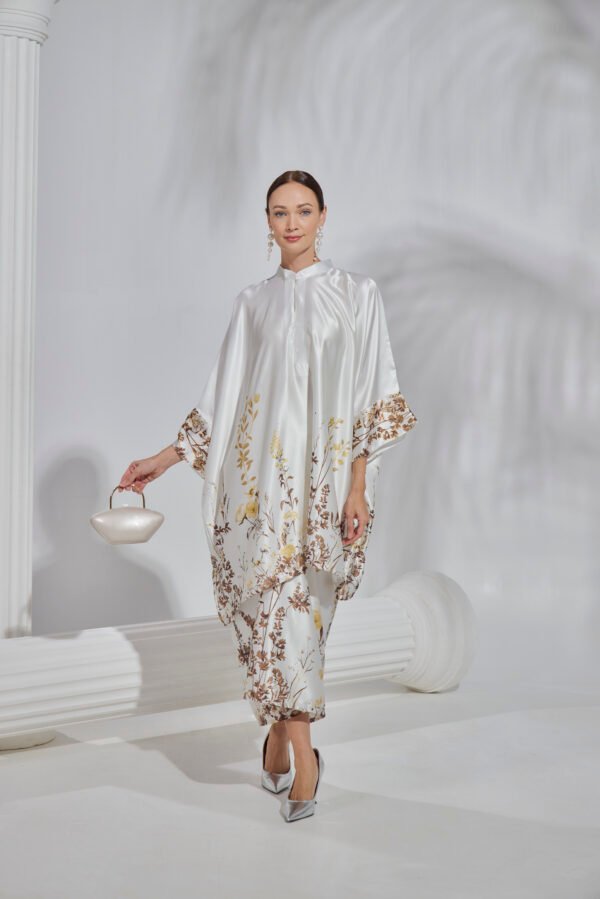 Kurung Petra Set Pario