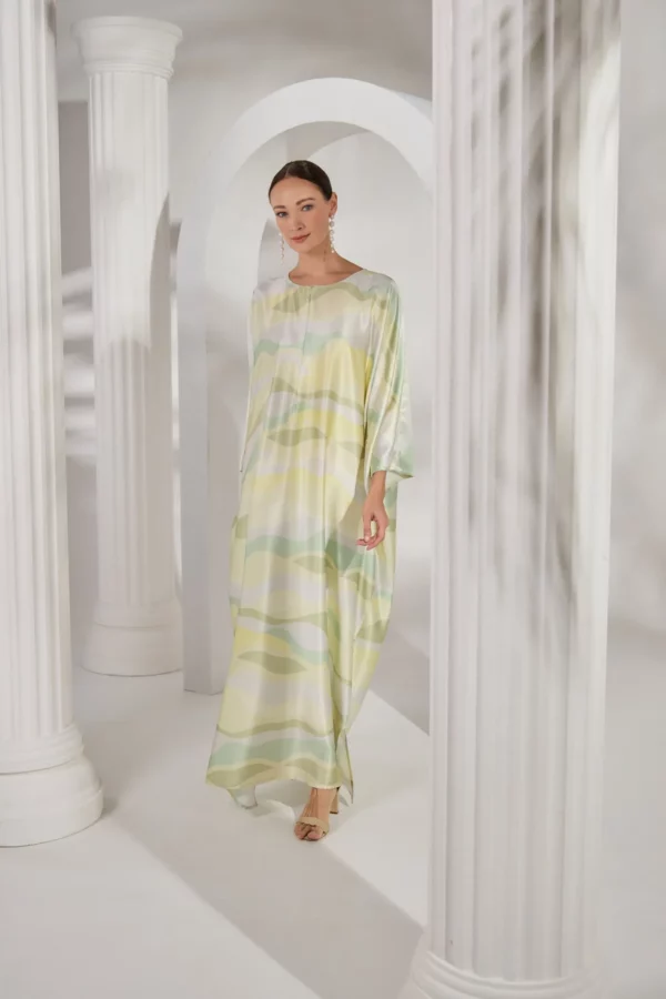 Caftan Dewi