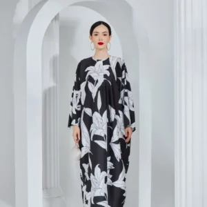 Alternative view of Caftan Lily