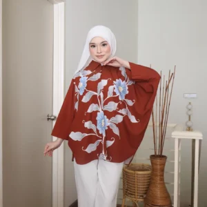 Alternative view of Suri Blouse
