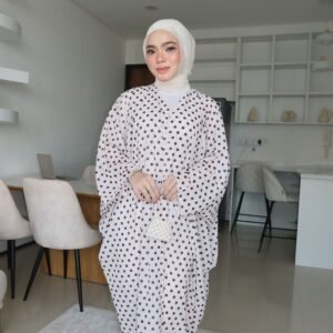 Nude Black